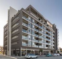 Honeysuckle Executive Apartments - Tourism Brisbane