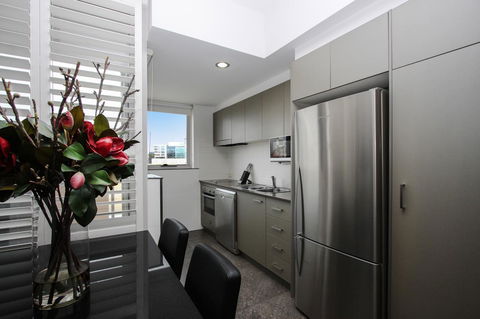 Honeysuckle Executive Apartments - Tourism Brisbane 10