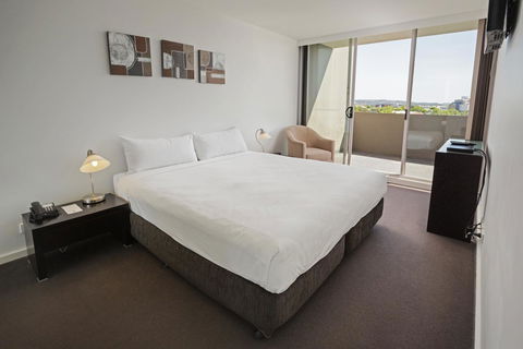 Honeysuckle Executive Apartments - Tourism Brisbane 36