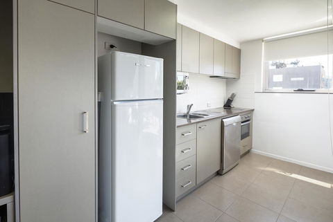 Honeysuckle Executive Apartments - Tourism Brisbane 5