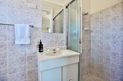 Glory @ Culburra - Absolute Beachfront - Pet & Family Friendly - Brisbane Tourism 10
