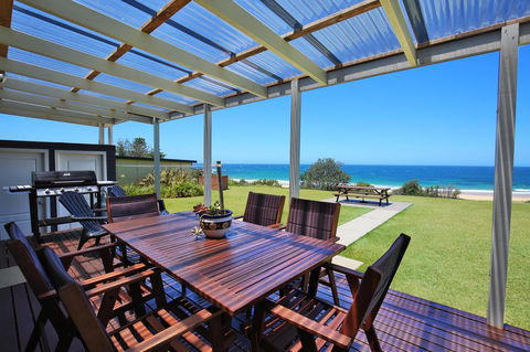 Glory @ Culburra - Absolute Beachfront - Pet & Family Friendly - Brisbane Tourism 0