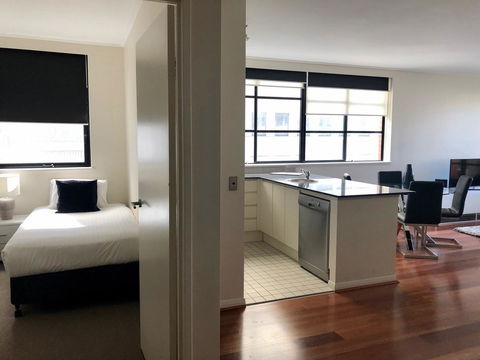 Wyndel Apartments - Apex North Sydney - Tourism Brisbane 7