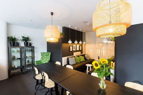 Song Hotel Sydney - Brisbane Tourism 13