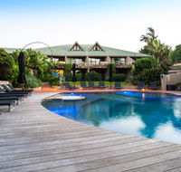 Beach Hotel Resort - Tourism Brisbane
