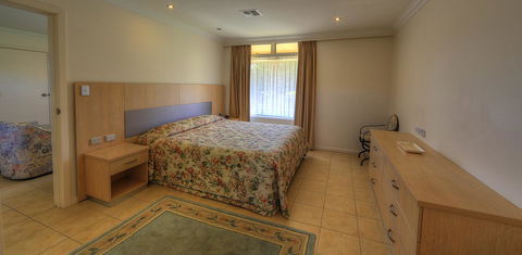 Cooma Motor Lodge Motel - Tourism Brisbane 26