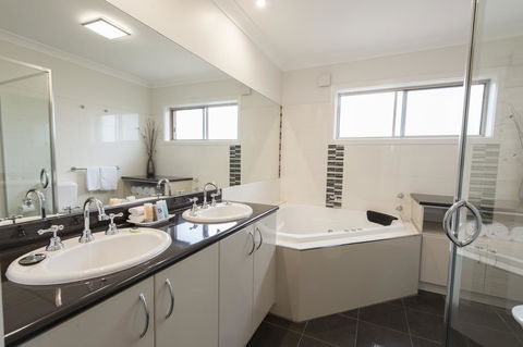 Wagga RSL Club Motel - Tourism Brisbane 40