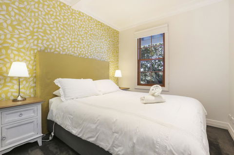 Bellevue Accommodation - Tourism Brisbane 6