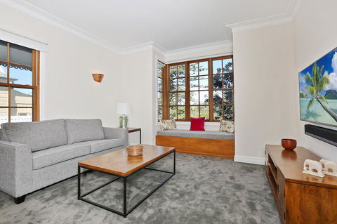 Bellevue Accommodation - Tourism Brisbane 14