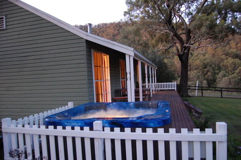 Cadair Cottages - Brisbane Tourism 3