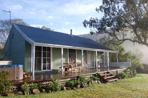 Cadair Cottages - Brisbane Tourism 0