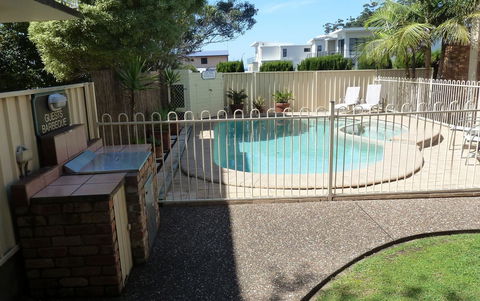 Mollymook Surfbeach Motel & Apartments - Tourism Brisbane 14