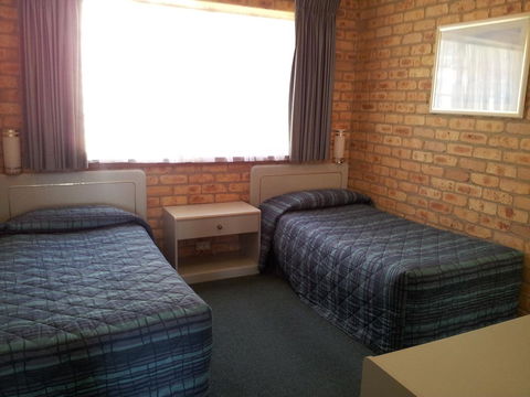 Mollymook Surfbeach Motel & Apartments - Tourism Brisbane 38
