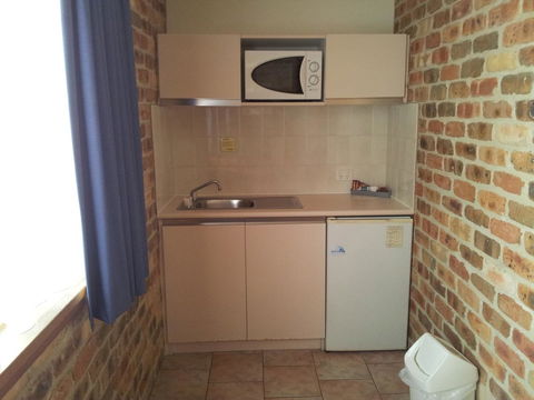 Mollymook Surfbeach Motel & Apartments - Tourism Brisbane 34