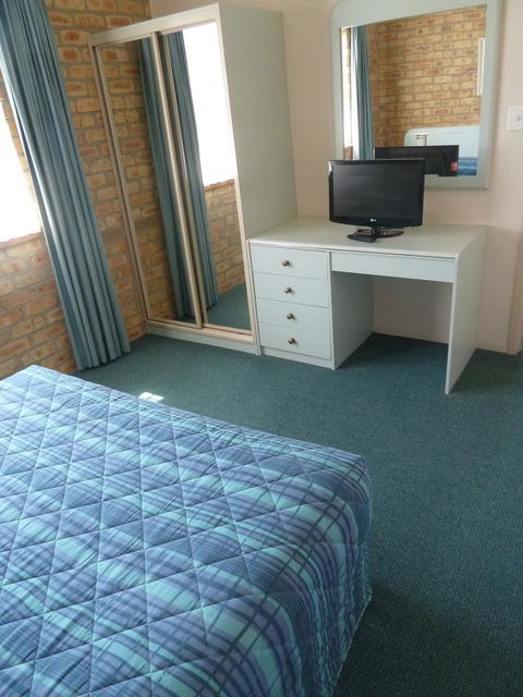 Mollymook Surfbeach Motel & Apartments - Tourism Brisbane 37