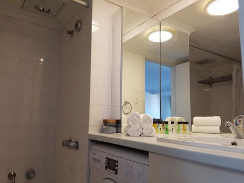 Paxsafe Sydney Hyde Park Budget Apartments - Tourism Brisbane 11