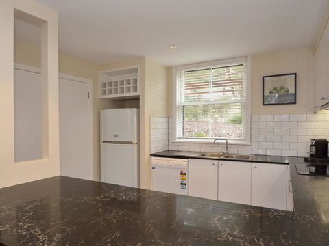 Villa De Saran Located Within Cypress Lakes - Tourism Brisbane 2