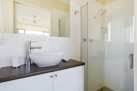 Baywatch Apartments Merimbula - Tourism Brisbane 13