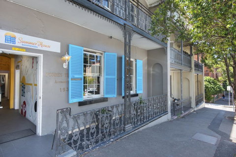 Summer House Kings Cross - Brisbane Tourism 6