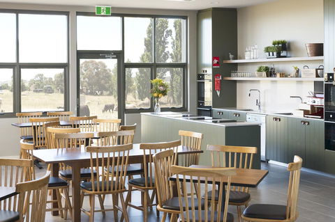 Abode Murrumbateman - Brisbane Tourism 3