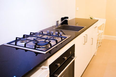 T&M HOUSE - Brisbane 4u 21