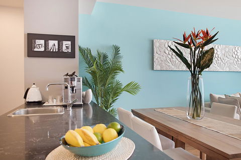 Arena Luxury Beachfront Apartment - Tourism Brisbane 16