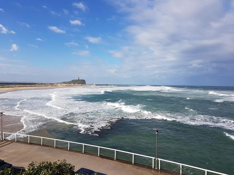 Arena Luxury Beachfront Apartment - Tourism Brisbane 40