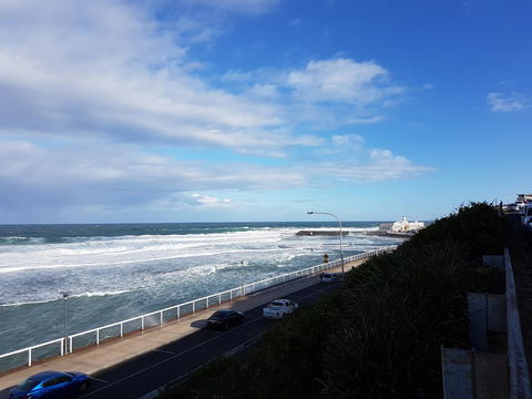 Arena Luxury Beachfront Apartment - Tourism Brisbane 38