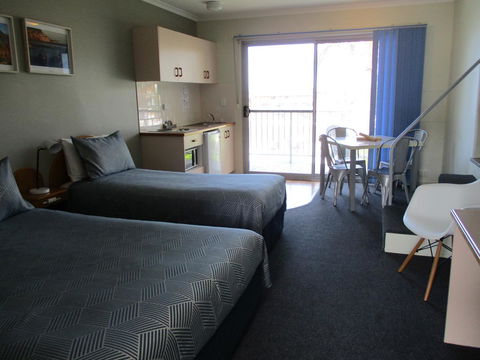 South Seas Motel - Tourism Brisbane 9