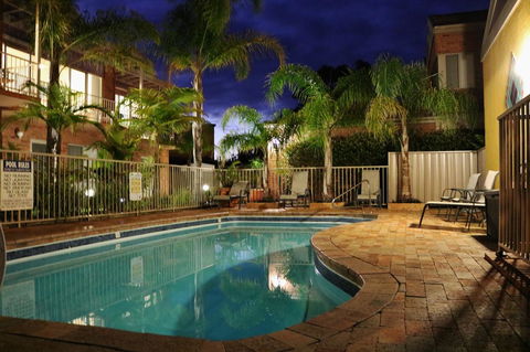 Beaches Apartments Merimbula - Tourism Brisbane 0