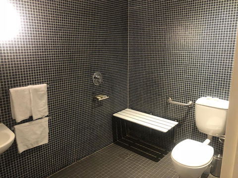 Crown Hotel Surry Hills - Brisbane Tourism 38