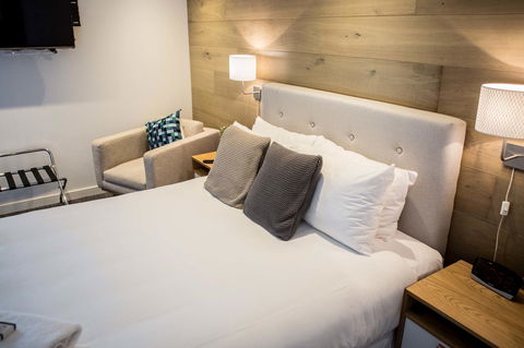 Crown Hotel Surry Hills - Brisbane Tourism 21