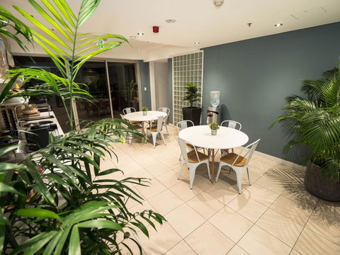 Crown Hotel Surry Hills - Brisbane Tourism 5