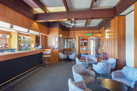 Black Dolphin Resort Motel & Apartments - Tourism Brisbane 39