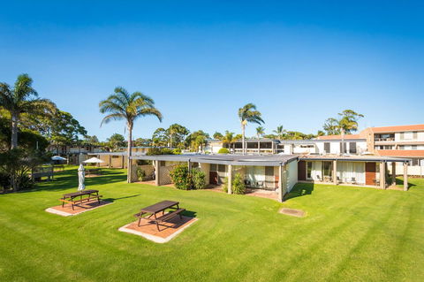 Black Dolphin Resort Motel & Apartments - Tourism Brisbane 19