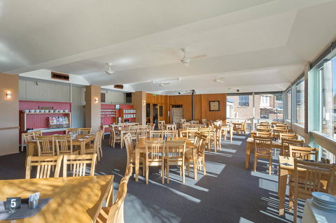 Black Dolphin Resort Motel & Apartments - Tourism Brisbane 27