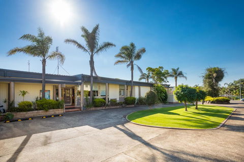 Black Dolphin Resort Motel & Apartments - Tourism Brisbane 43