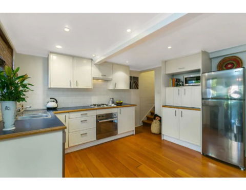 North Sydney Historic Whalers Cottage - Tourism Brisbane 2