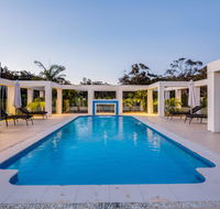 One Mile Mansion - Private Coastal Retreat FREE FAMILY ADVENTURE PASS - Tourism Brisbane