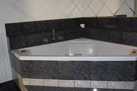 Hume Inn Motel Albury CBD - Tourism Brisbane 21