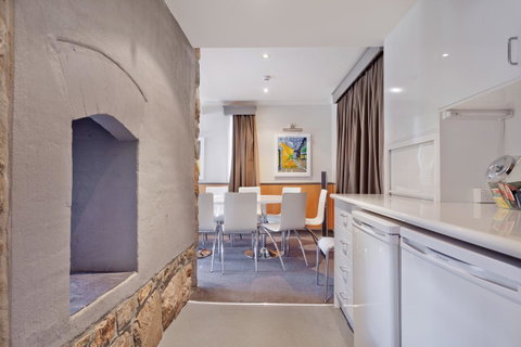 Pure Chalet Thredbo - Brisbane Tourism 43