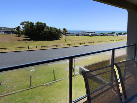 2 Cliff Road - Brisbane Tourism 4
