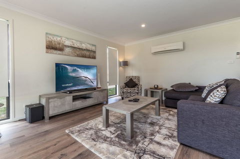 Horizons Retreat & Golf, Villa 133 - Tourism Brisbane 1
