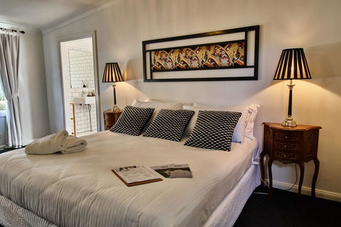 The Bronte Boutique Hotel - Tourism Brisbane 24
