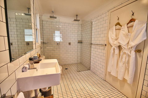 The Bronte Boutique Hotel - Tourism Brisbane 9