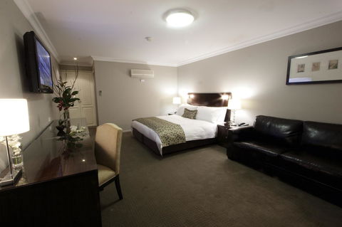 Carlyle Suites & Apartments - Tourism Brisbane 4