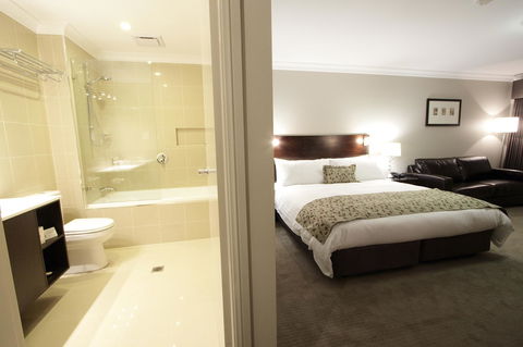 Carlyle Suites & Apartments - Tourism Brisbane 10