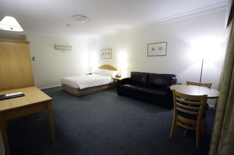 Carlyle Suites & Apartments - Tourism Brisbane 8
