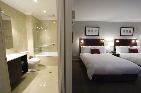 Carlyle Suites & Apartments - Tourism Brisbane 12