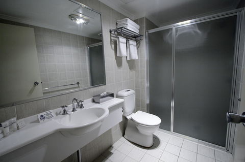 Carlyle Suites & Apartments - Tourism Brisbane 7